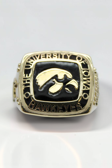 Custom Design by Harold – Yellow Gold Iowa Hawkeyes Enamel Ring