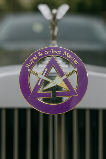 Royal & Select Master Emblem