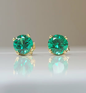 14kt YG Estate Green Quartz Stud Earrings
