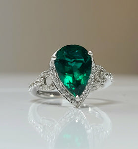10kt WG Estate Lab Emerald and Diamond Ring