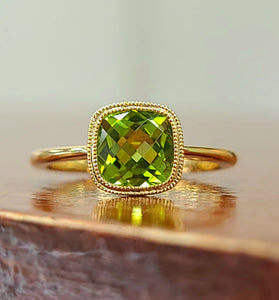 14kt YG Peridot Ring