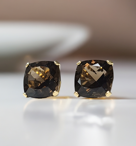 14kt YG Vintage Smokey Quartz Stud Earrings