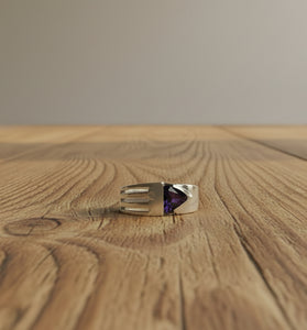 Sterling silver ring with purple amethyst-style gemstone