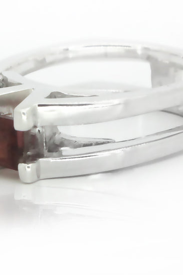 Sterling Silver Garnet V Ring