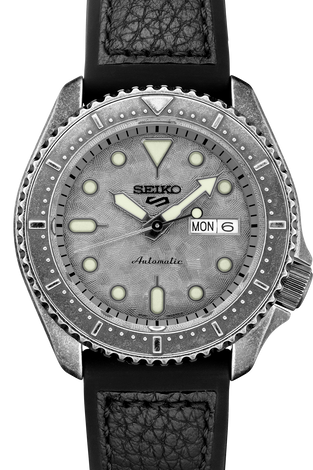 Men's Seiko watch with grey dial, silver case, black leather strap, date window MON